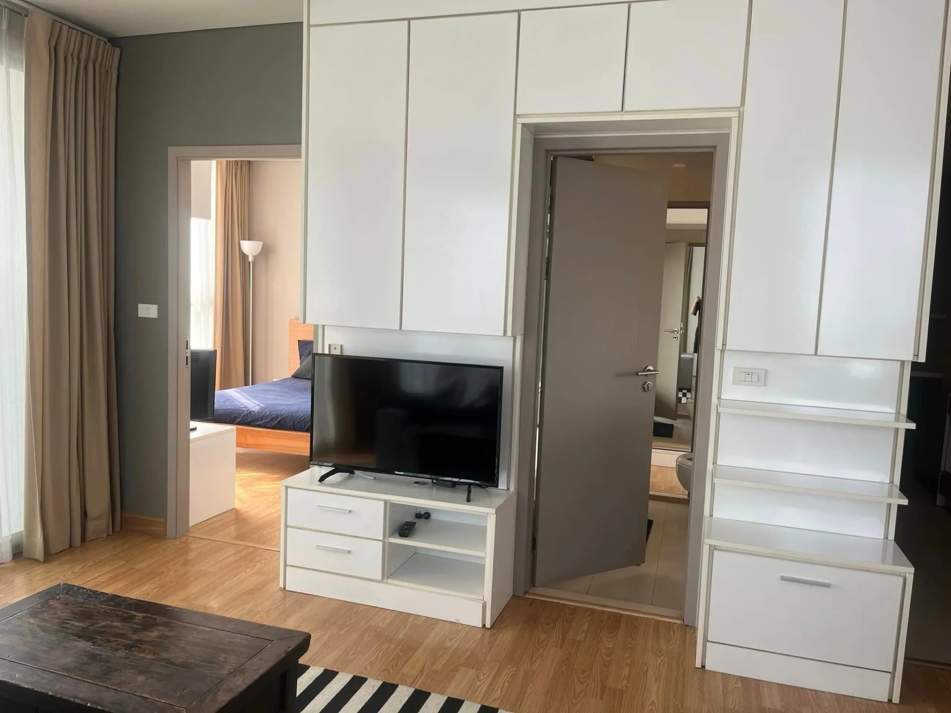 Property photos for Le Luk
