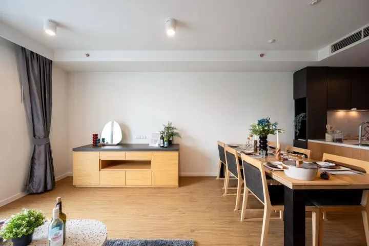 Property photos for Siamese Surawong