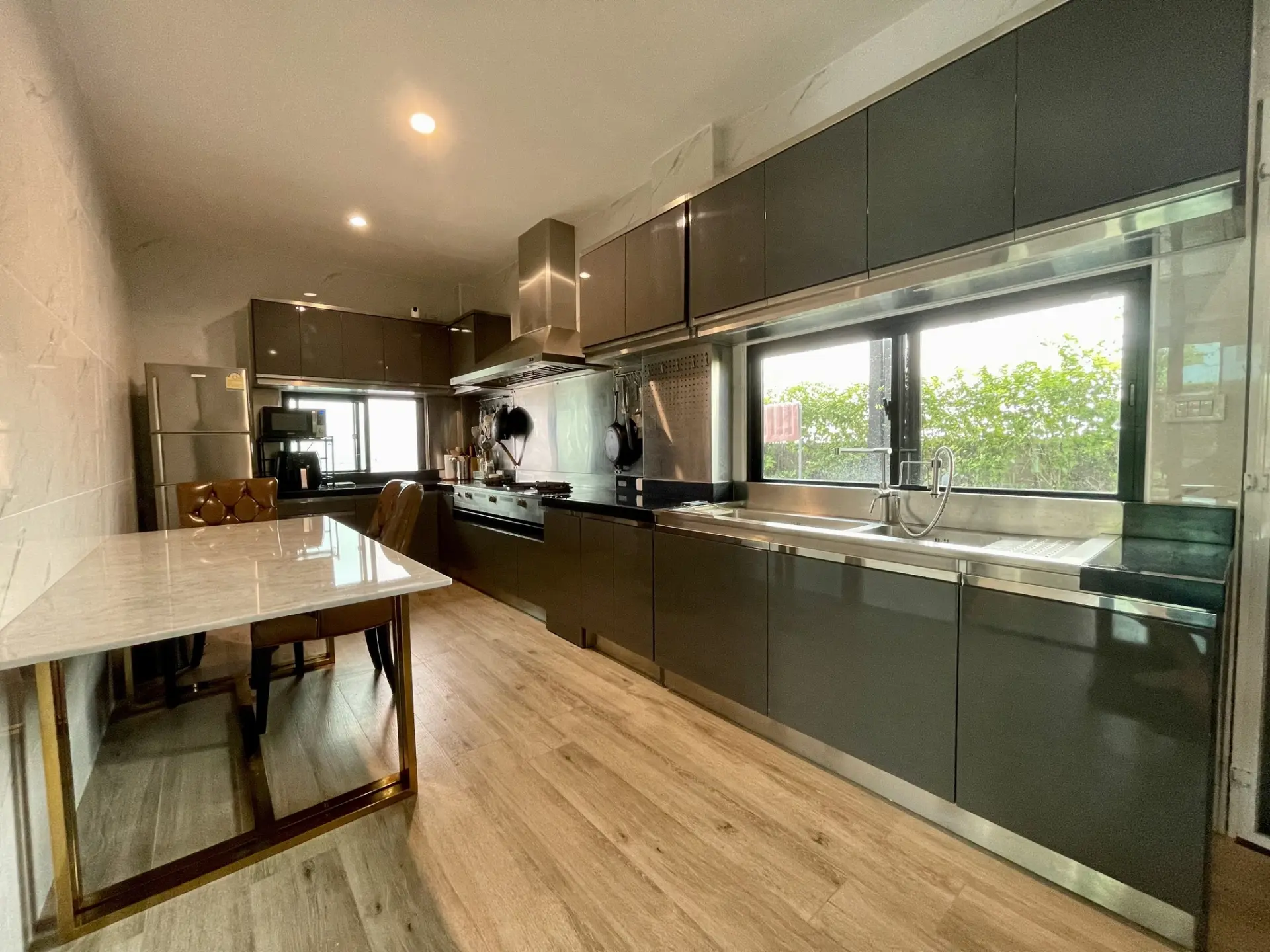 Property photos for Prinn Sathorn-Ratchaphruek