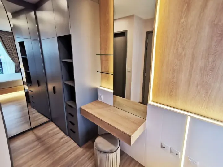 Property photos for Taka Haus Ekamai 12