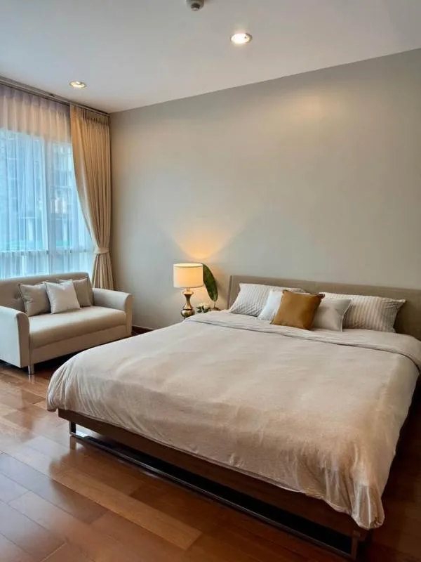 Property photos for The Address Chidlom