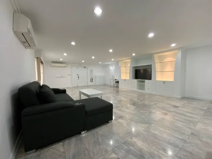 Property photos for Regent On The Park 3