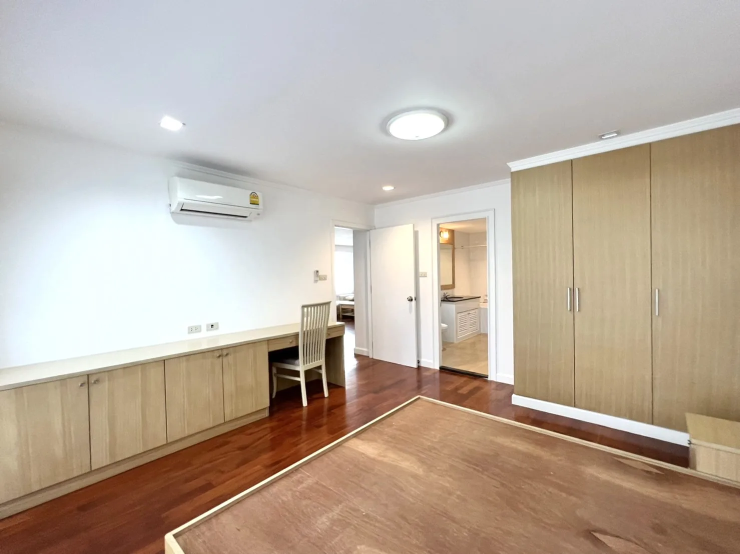 Property photos for Acadamia Grand Tower