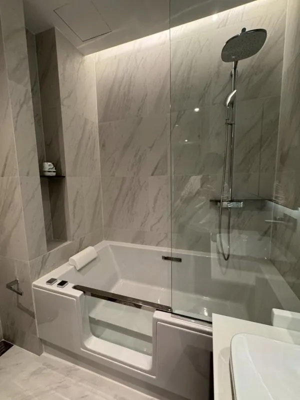 Property photos for The Room Sukhumvit 38