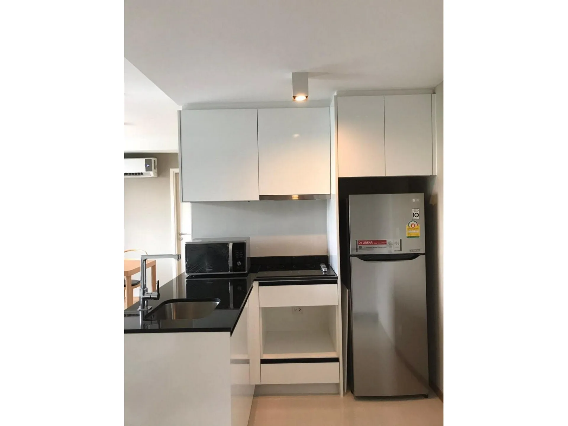 Property photos for Maestro 39