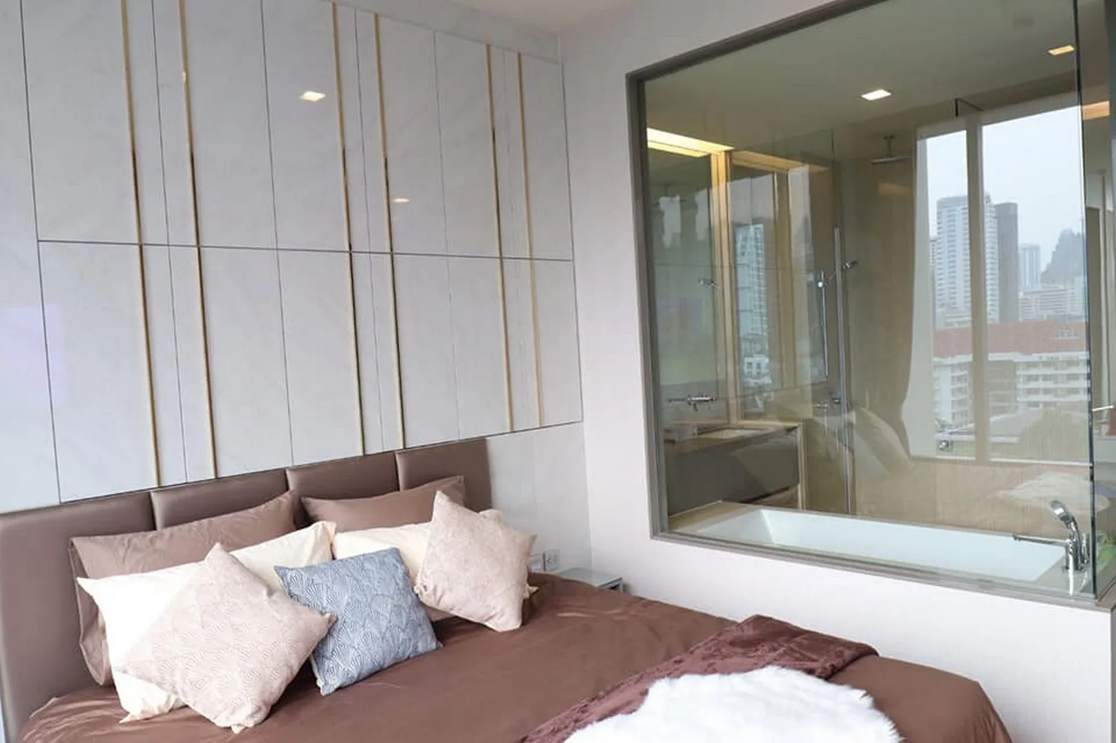 Property photos for The Esse Asoke