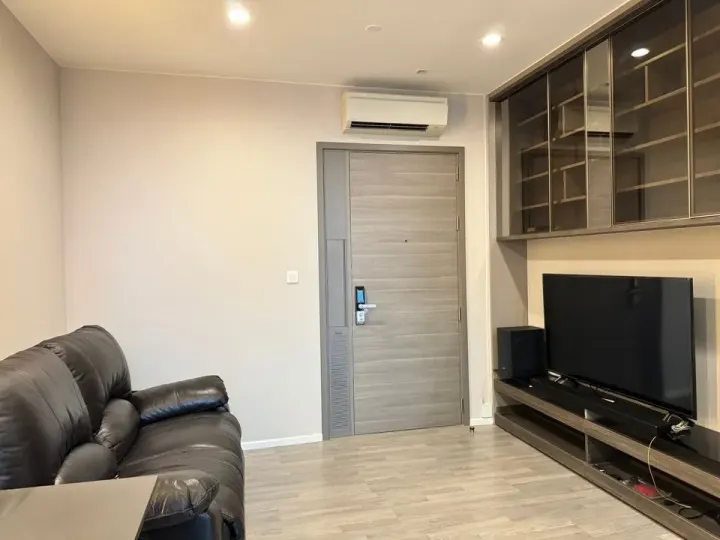 Property photos for The Room Sukhumvit 69