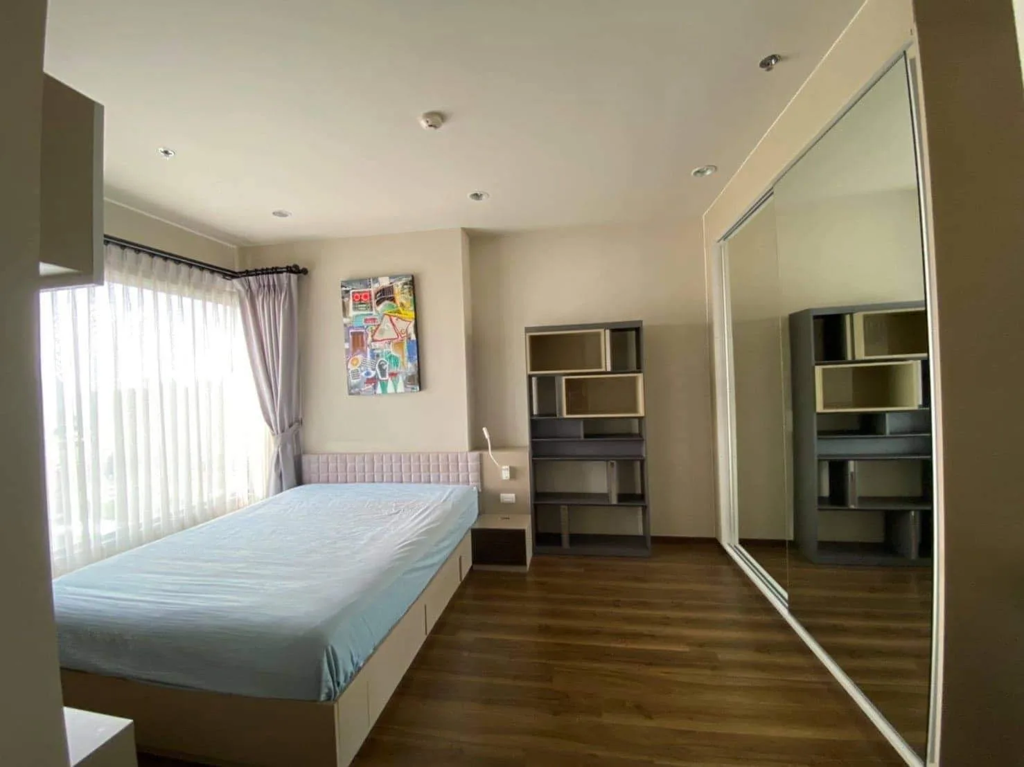 Property photos for Onyx Phaholyothin