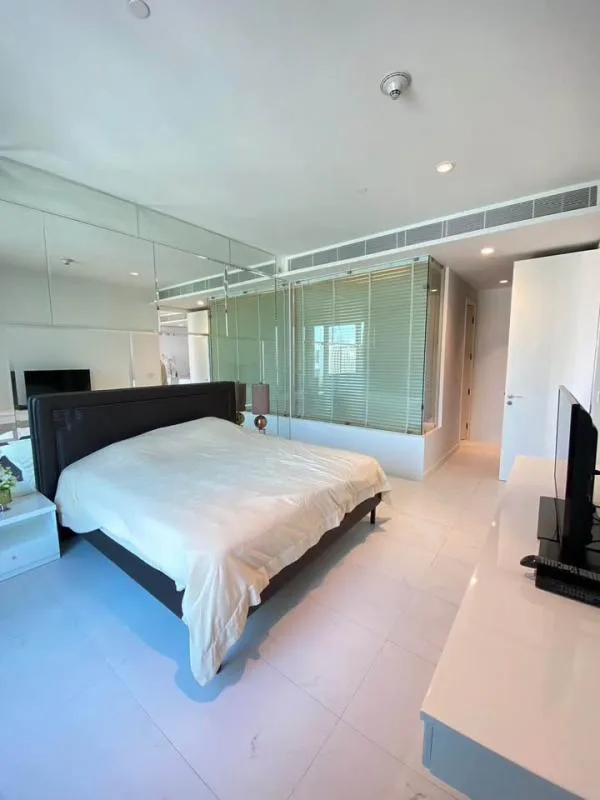 Property photos for 185 Rajadamri