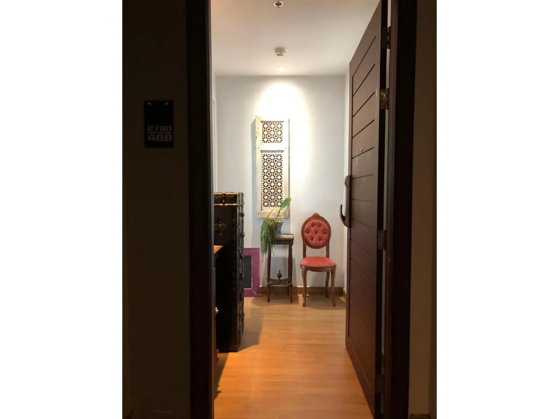 Property photos for Thru Thonglor