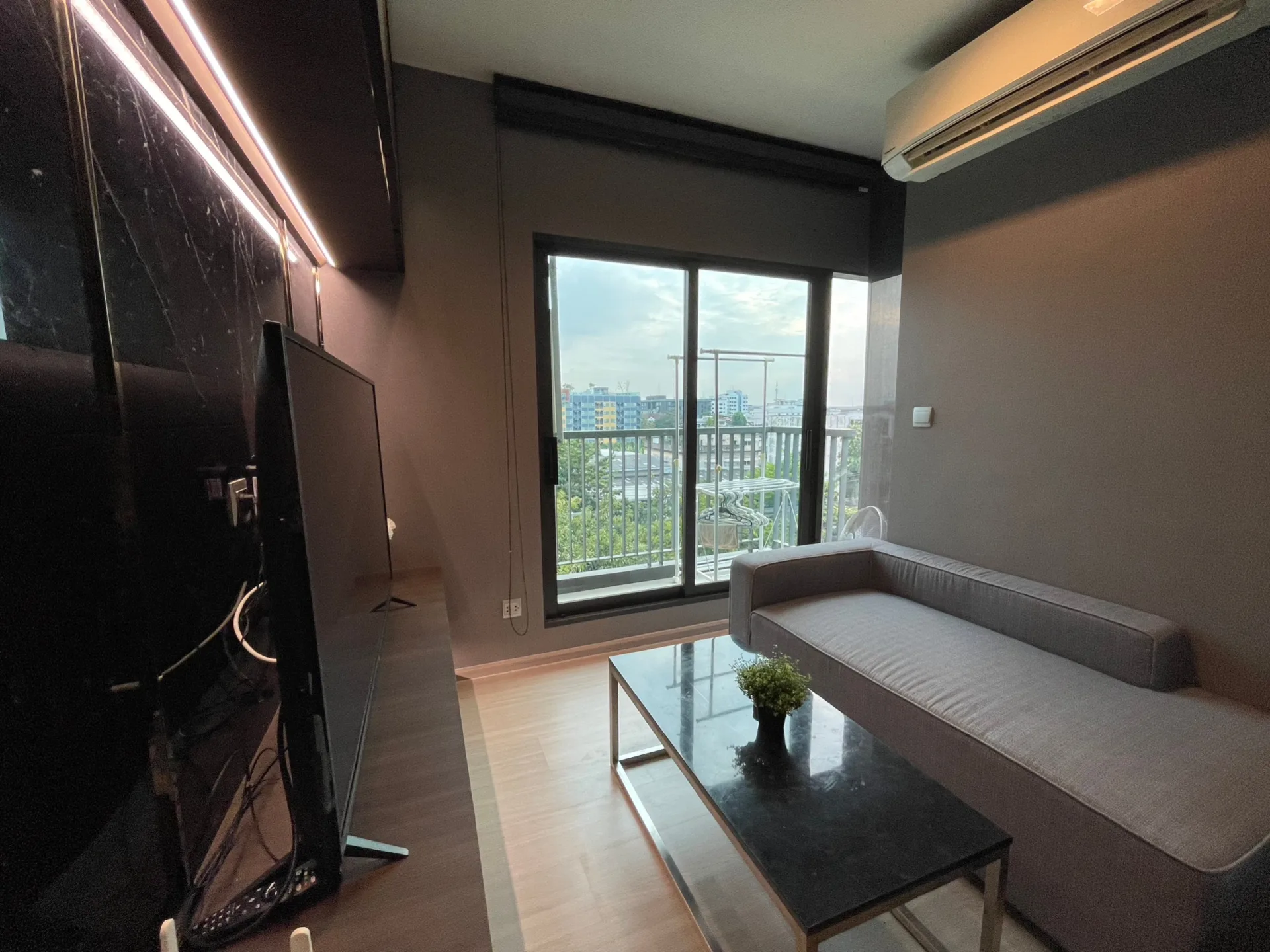 Property photos for Life Sukhumvit 62