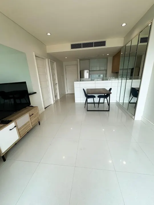 Property photos for Aguston Sukhumvit 22