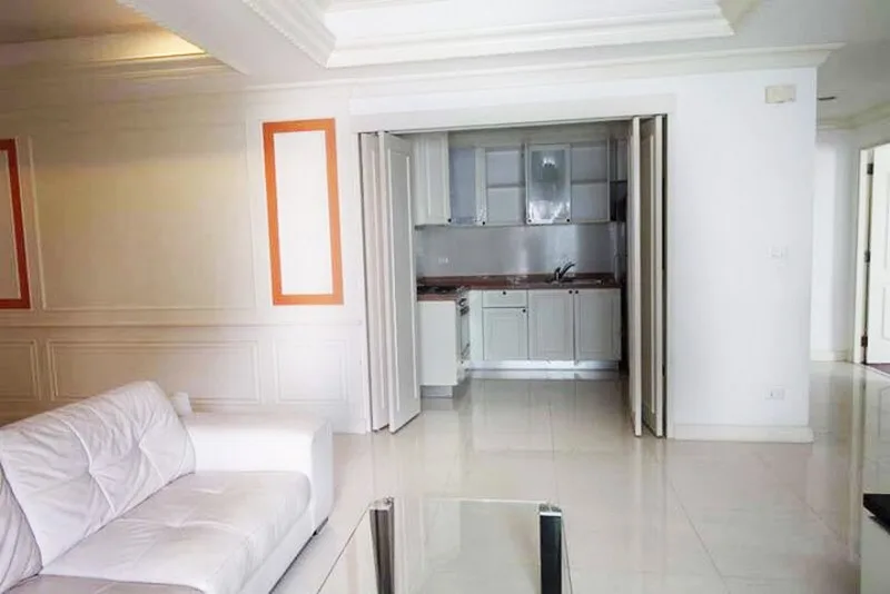 Property photos for La Vie En Rose Place