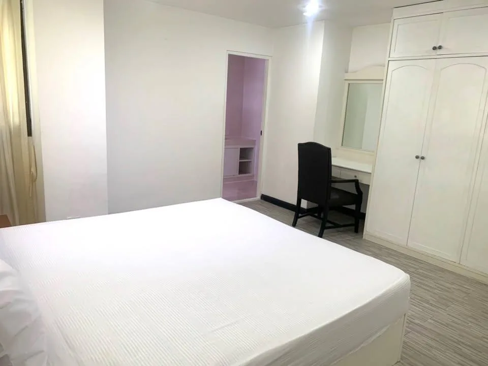 Property photos for The Waterford Thonglor 11