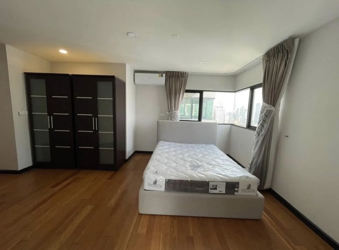 Property photos for Sathorn Gardens