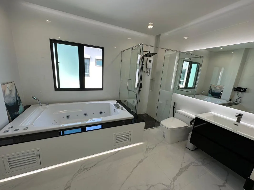 Property photos for Setthasiri Srinakarin-rama 9