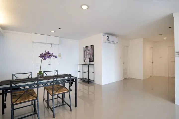 Property photos for The Waterford Diamond