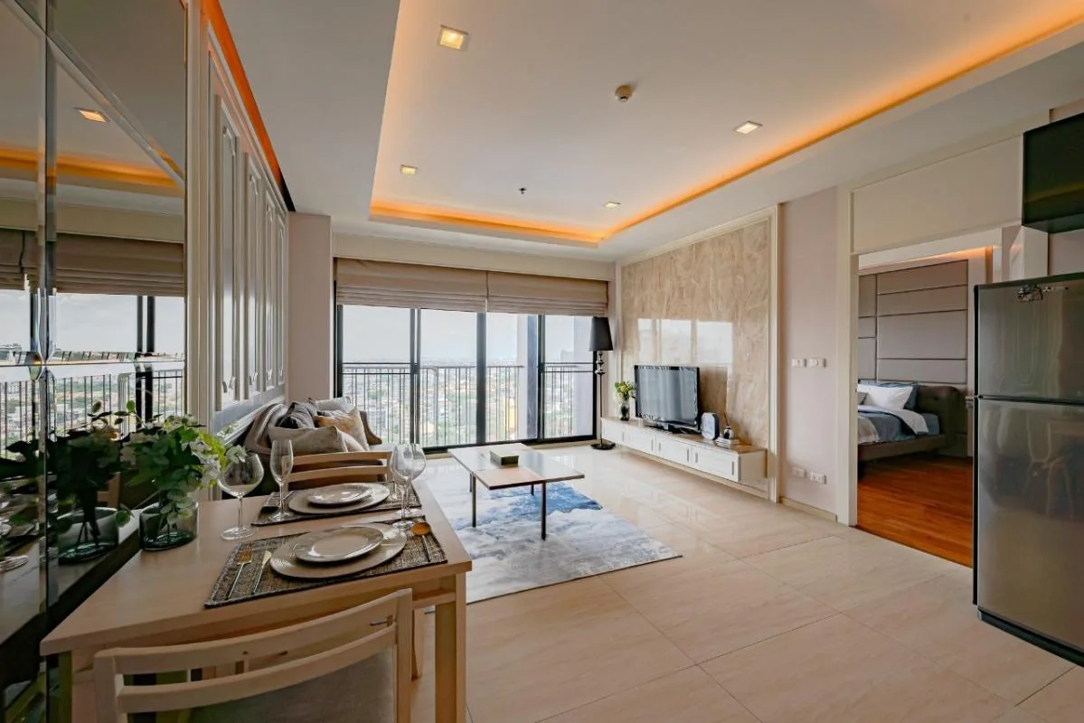 Property photos for Noble Reveal