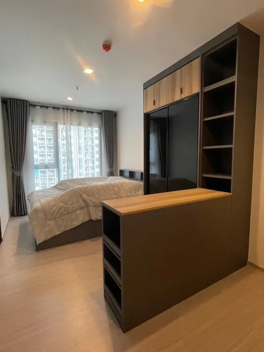 Property photos for Life Asoke Hype