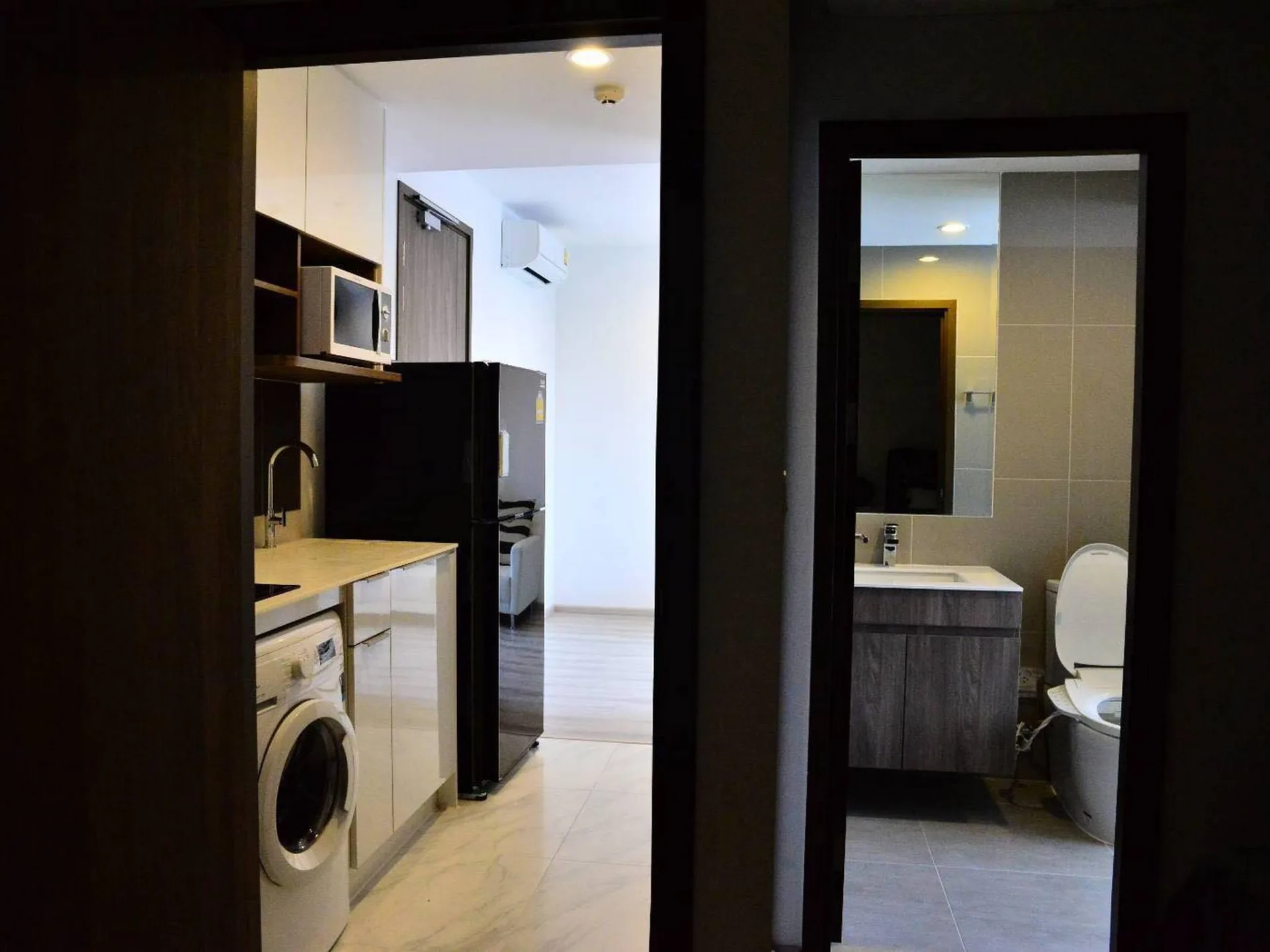 Property photos for Ideo Mobi Asoke