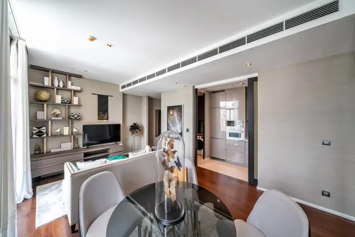 Property photos for The Diplomat 39