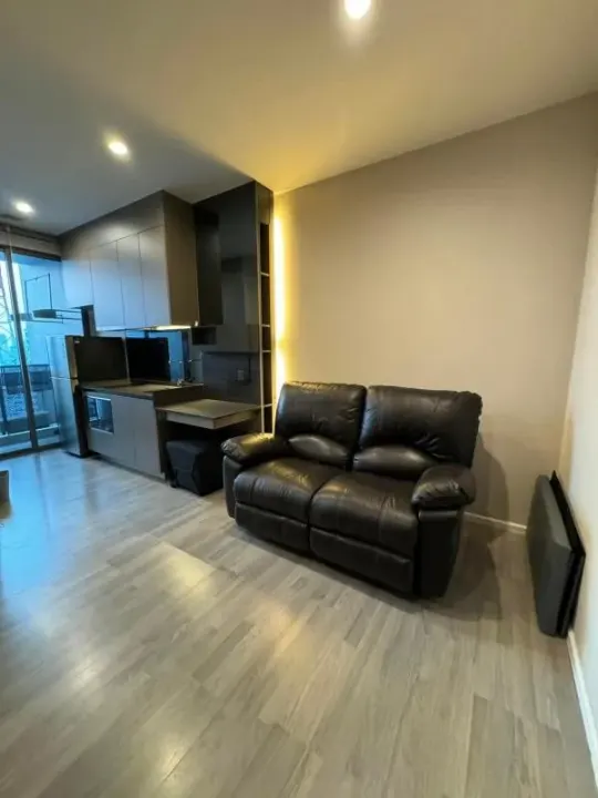 Property photos for The Room Sukhumvit 69