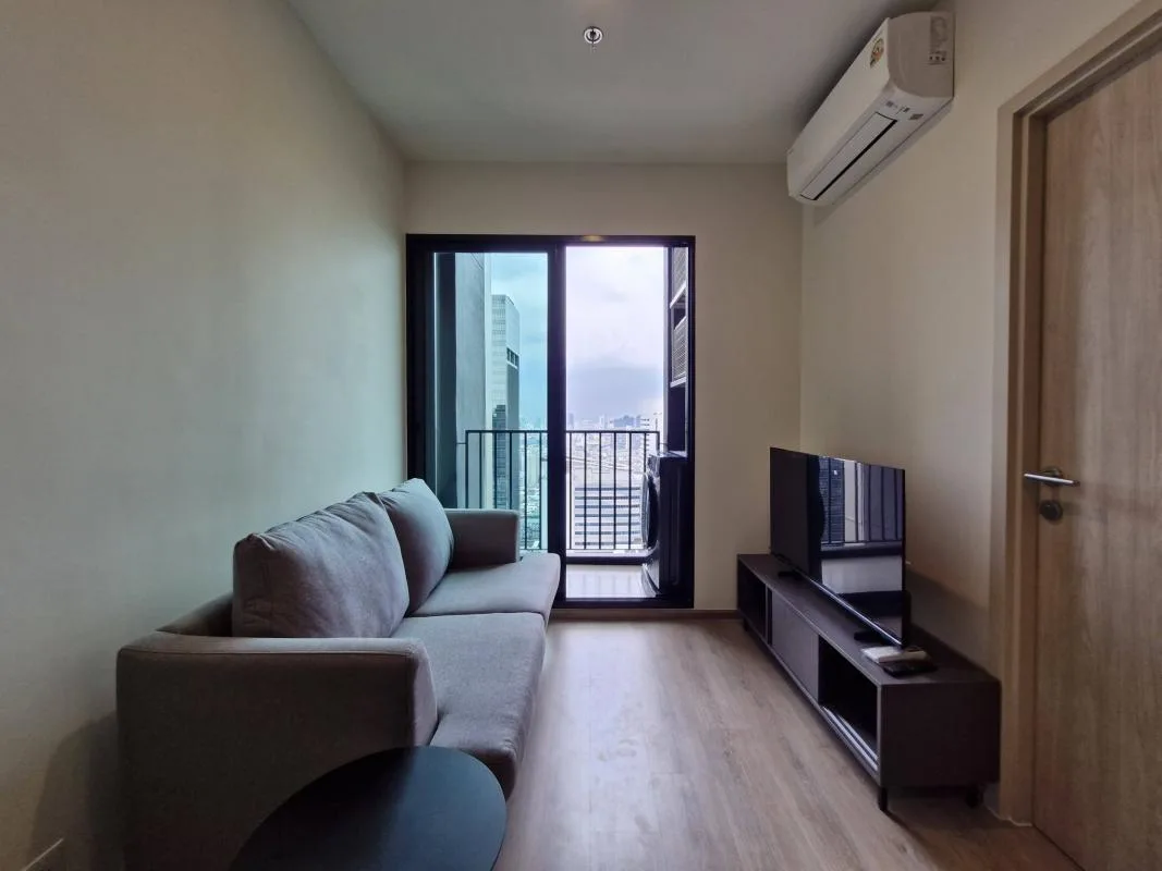 Property photos for Nue District R9