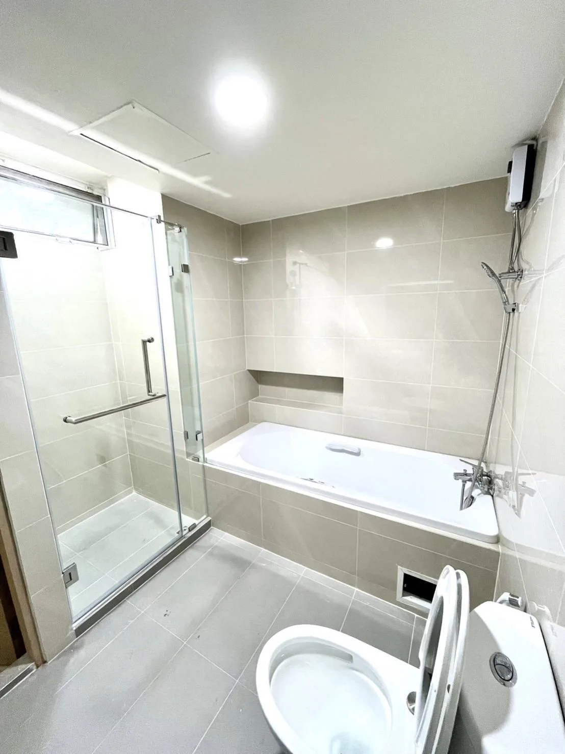 Property photos for Fifty Fifth Tower
