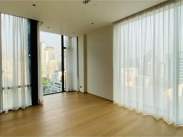 Property photos for 28 Chidlom