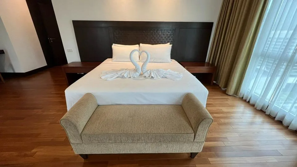 Property photos for Royal Residence Park