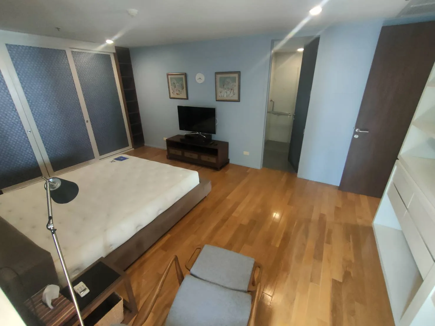 Property photos for The Legend Saladaeng