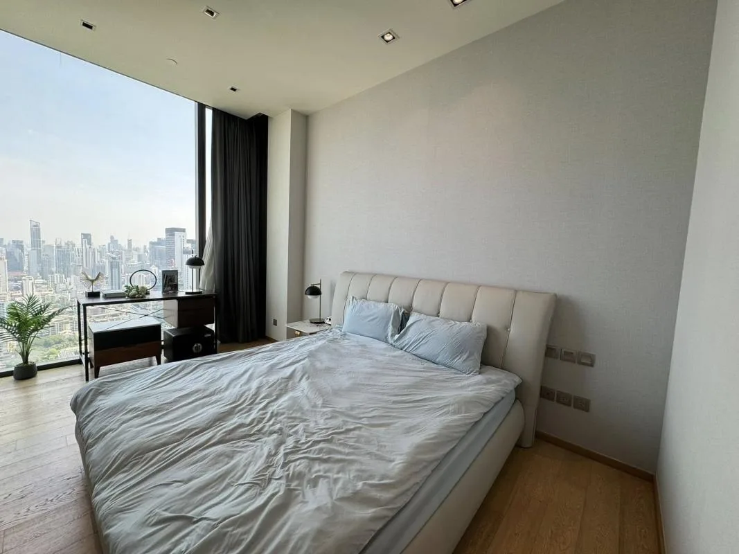 Property photos for 28 Chidlom