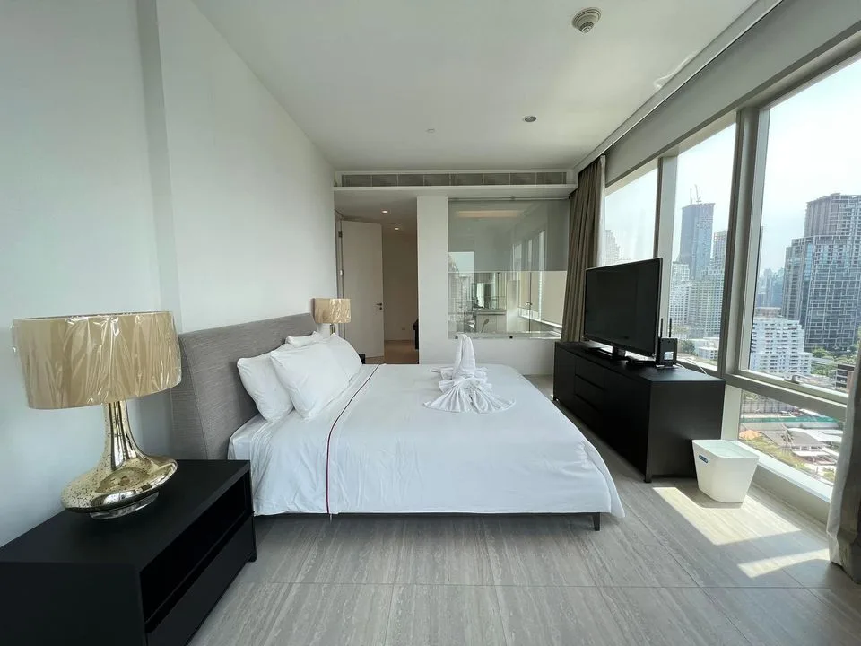 Property photos for 185 Rajadamri