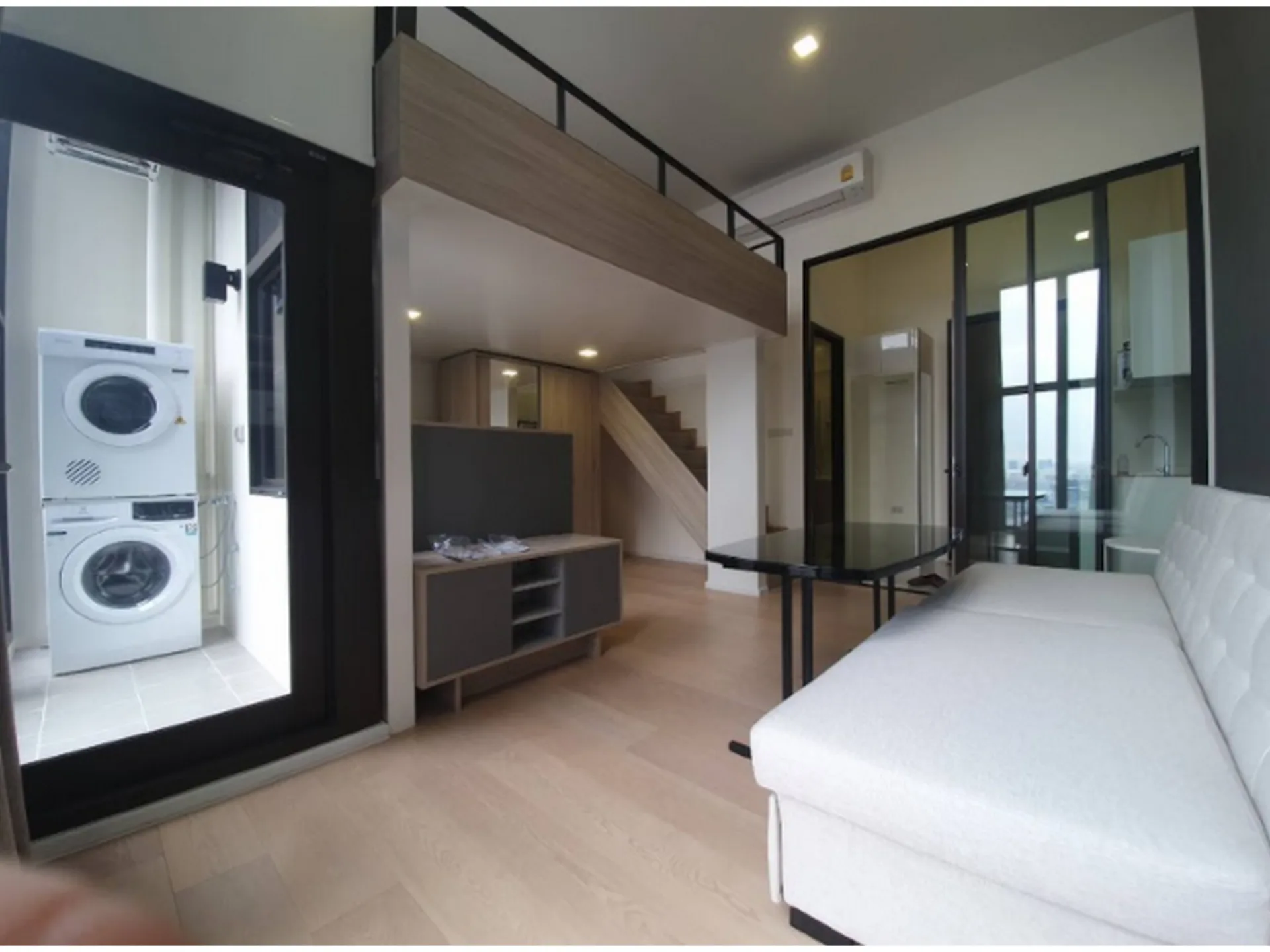 Property photos for Chewathai Residence Asoke
