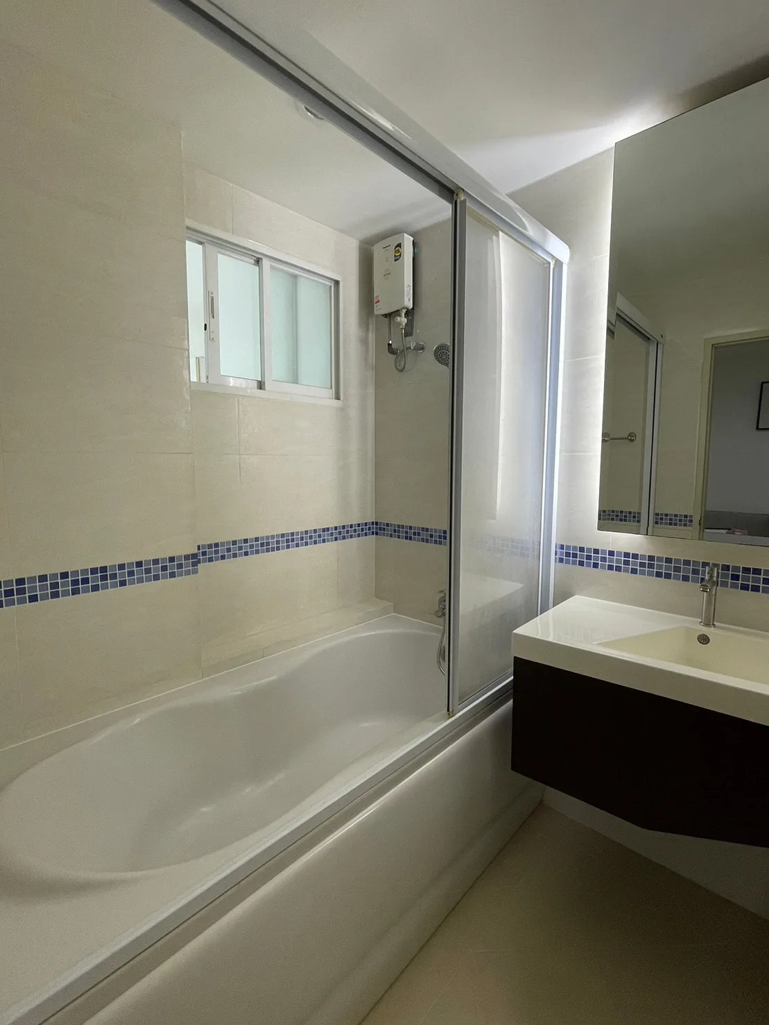 Property photos for Life @ Sathorn 10