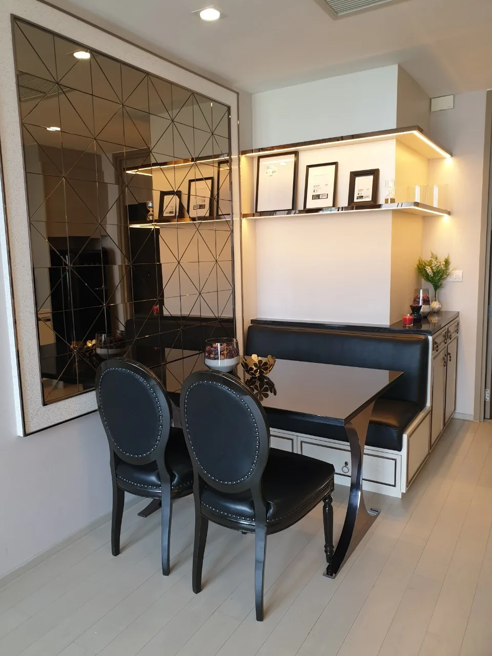 Property photos for Noble Ploenchit