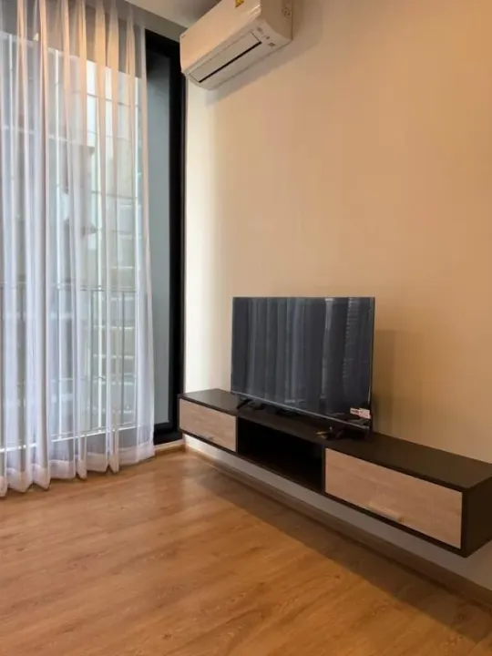 Property photos for Noble Around Ari