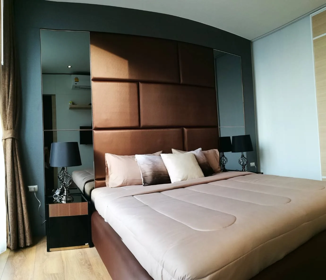Property photos for Park Origin Phromphong