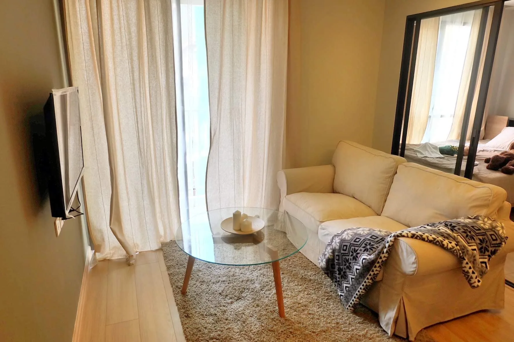 Property photos for Maestro 12