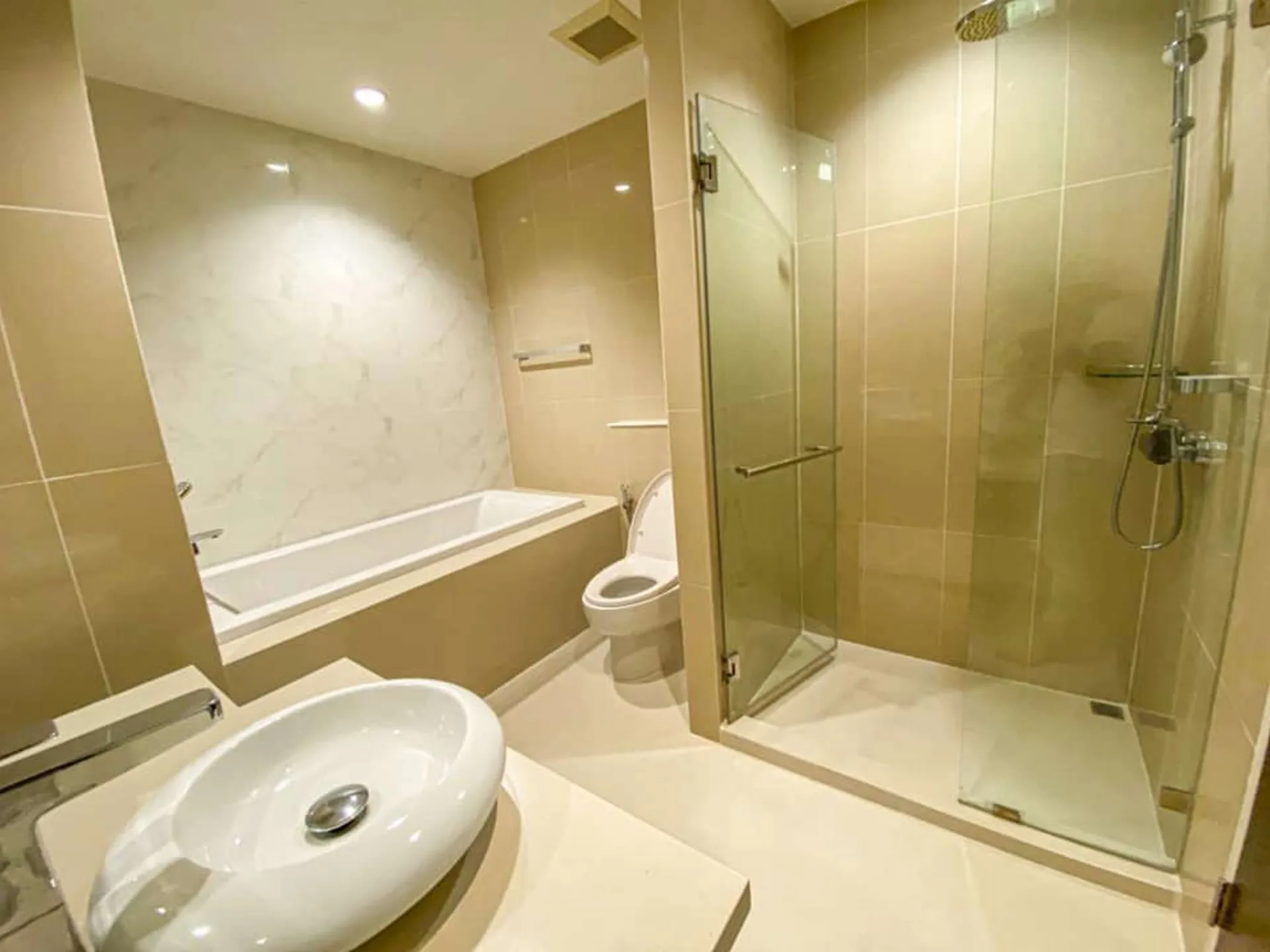 Property photos for Leticia Rama 9