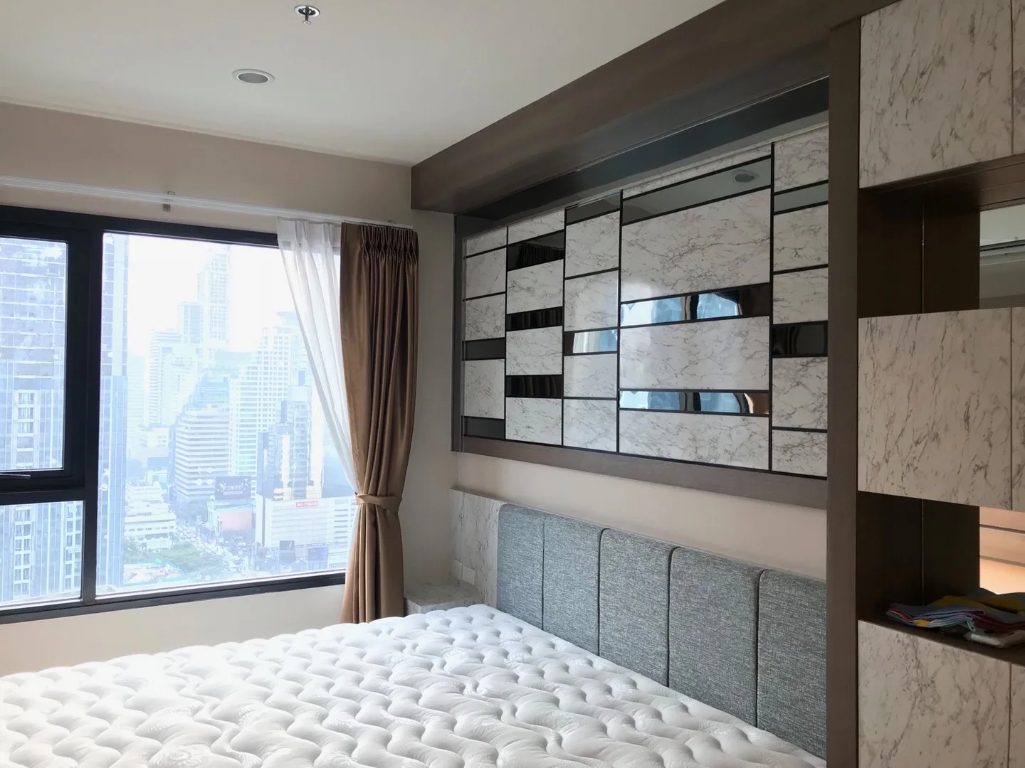 Property photos for Life Asoke