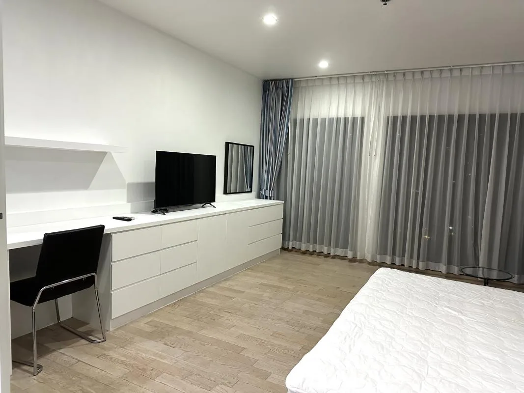 Property photos for Noble Remix