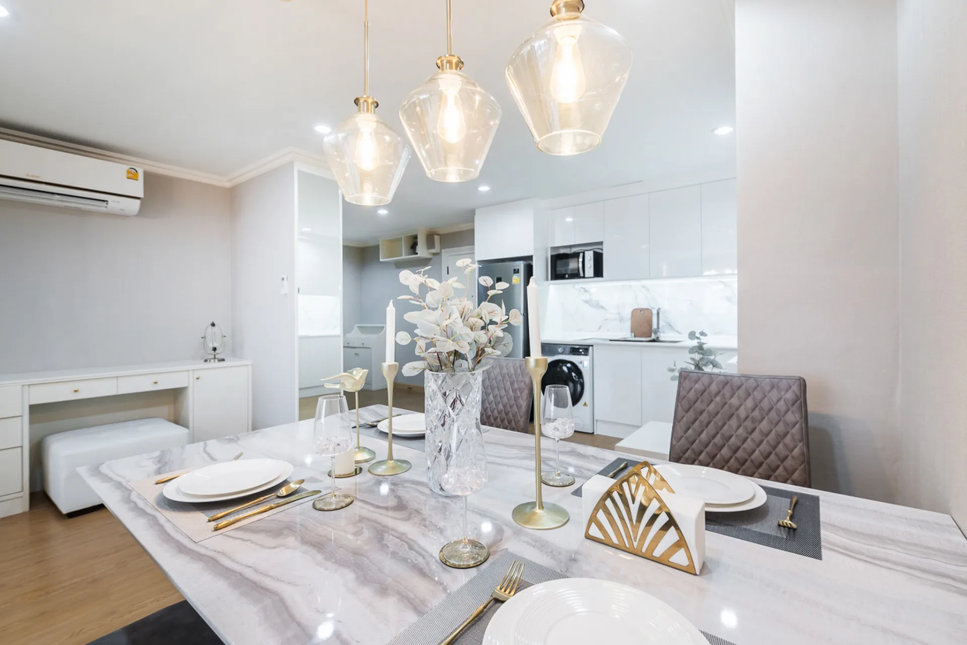 Property photos for Petch 9 Tower