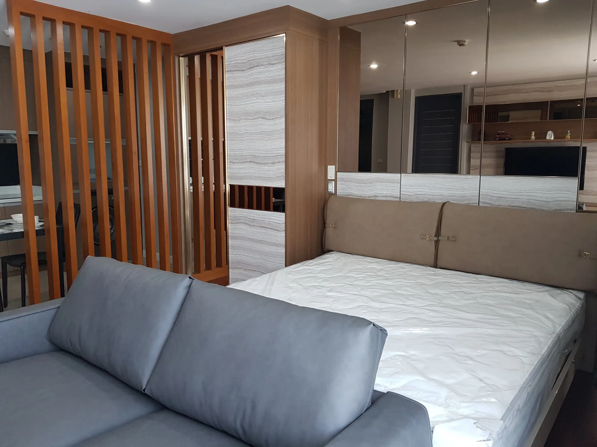 Property photos for L3 Avenue