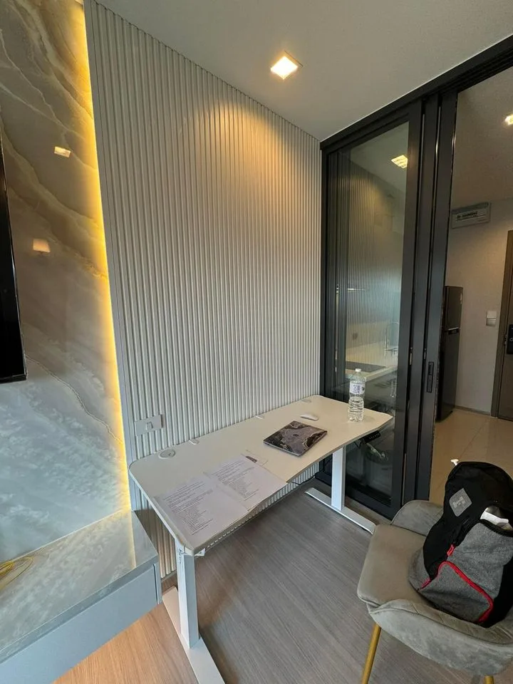 Property photos for Life Asoke Hype