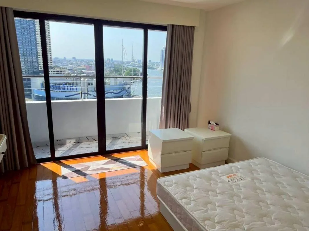 Property photos for Si Phraya River View