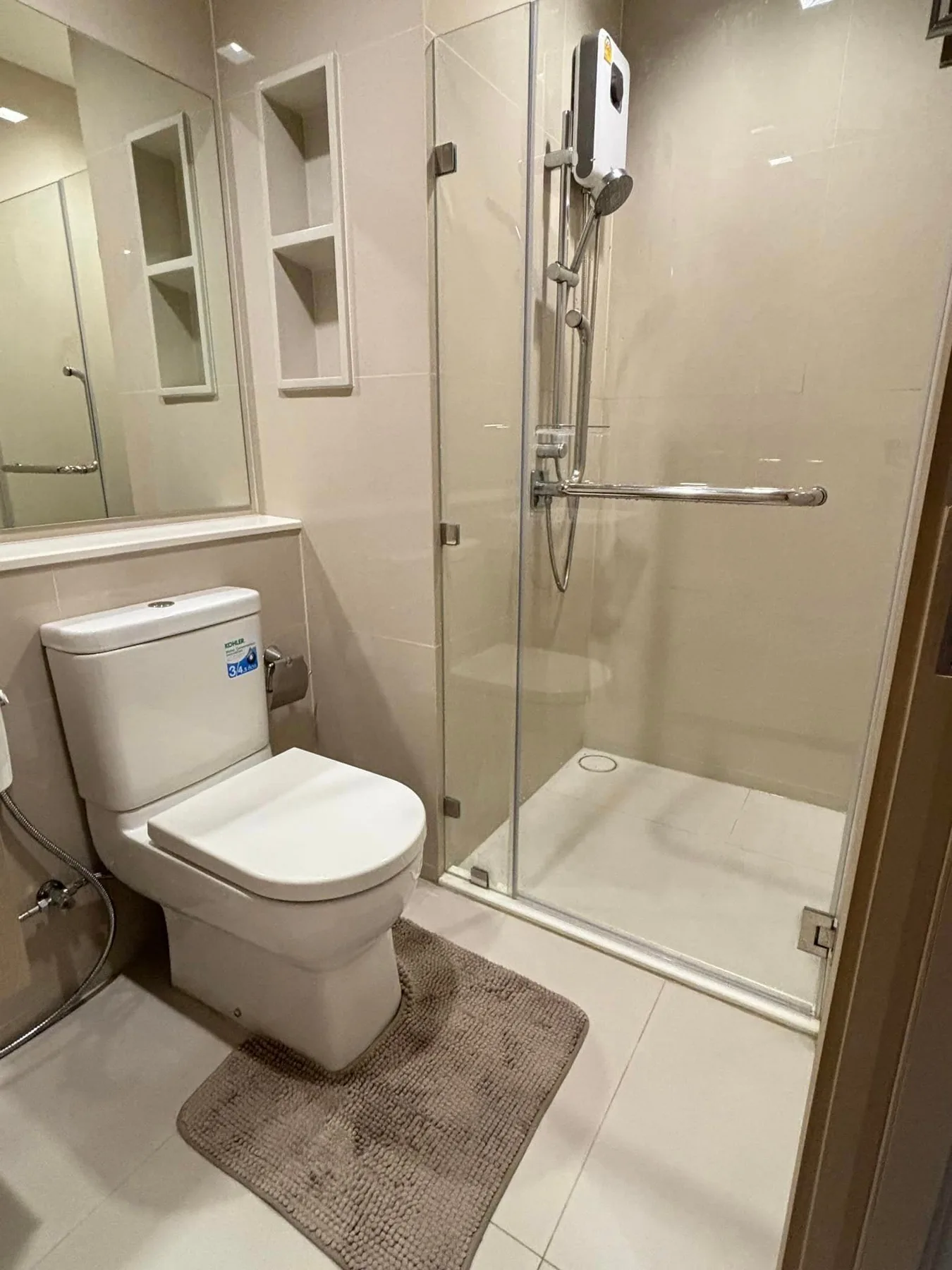 Property photos for Life Sathorn Sierra