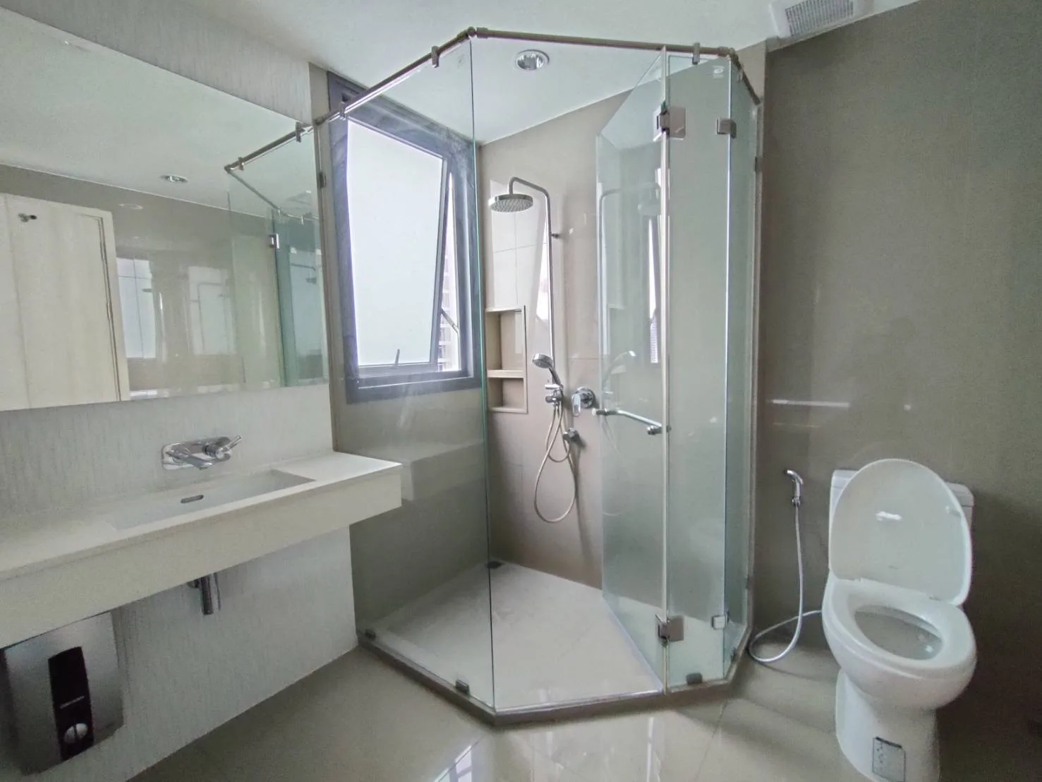 Property photos for Rhythm Sukhumvit 42