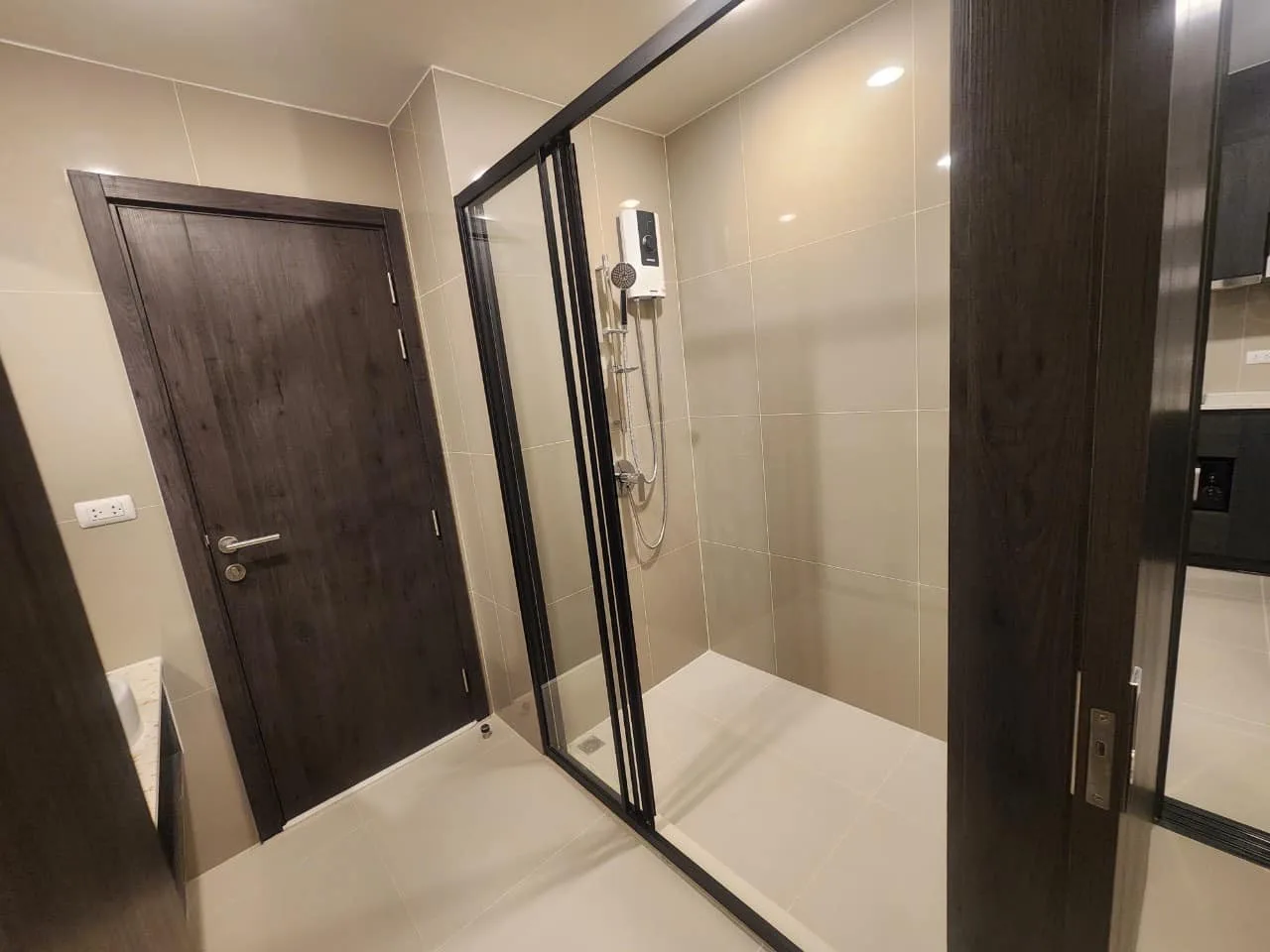 Property photos for XT Huaikhwang