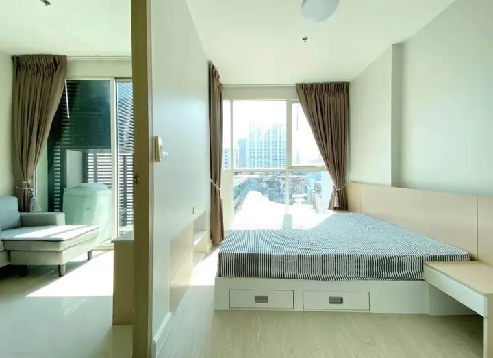 Property photos for Ideo Mix Phaholyothin
